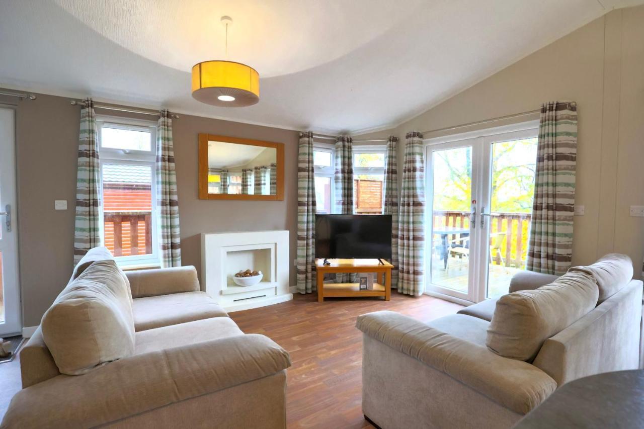 Belvedere Edge At Finlake & In Devon * Chudleigh