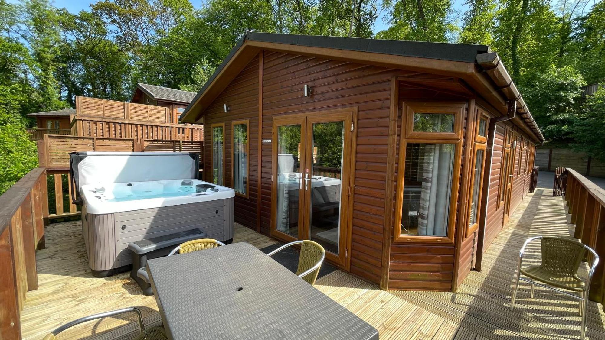 Villa Belvedere Edge At Finlake & In Devon *